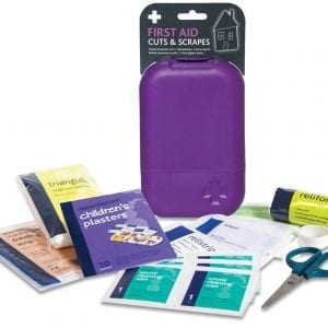 First Aid Cuts & Scrapes Hardcase (35 items)2666